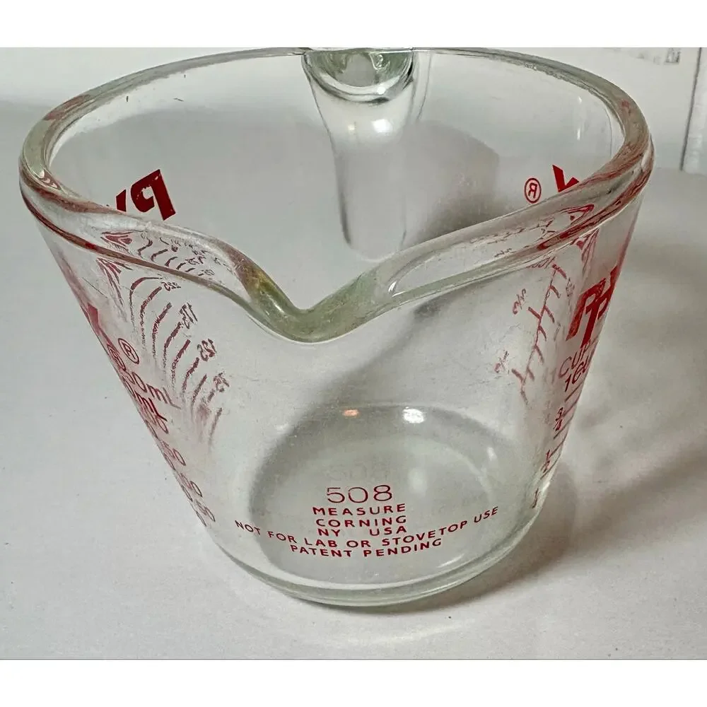 Vintage Pyrex Measuring Cup 1 Cup  508 Red Lettering J-Handle USA